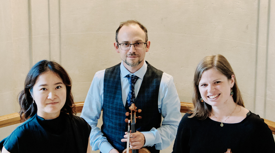 foto_einstein-trio_d.png foto_einstein-trio_d.png